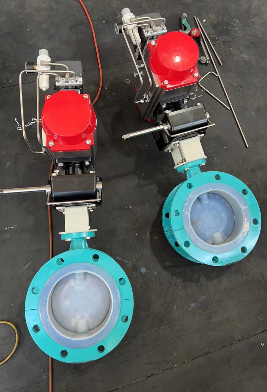 气动法兰衬氟蝶阀