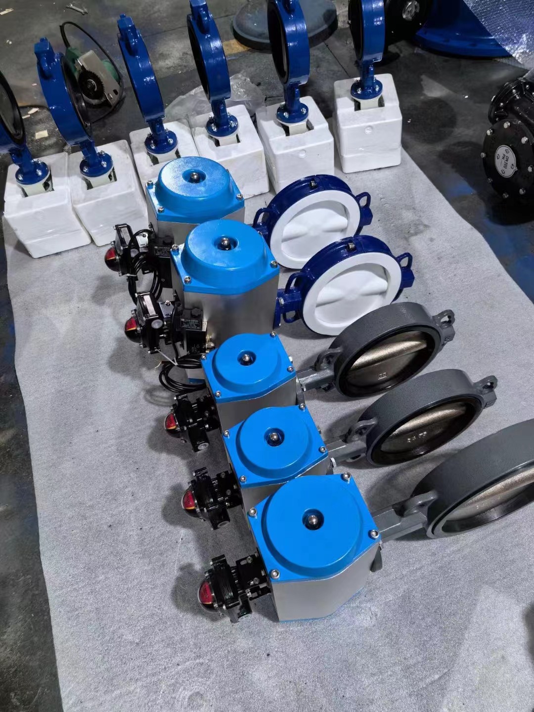 气动对夹软密封四氟蝶阀（D671F-16Q）